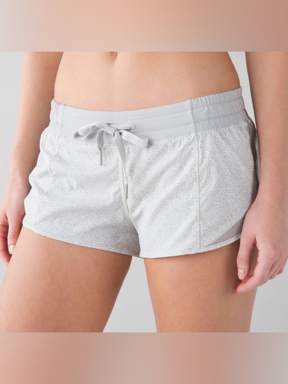Lululemon Hotty Hot Short